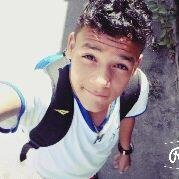 Sonhar nunca Desistir é tenha fé / estudante/ na escola Iemuc  / /jogador de futebol na escolinha do flamengo/ em Goiania /Goias /Brasil.