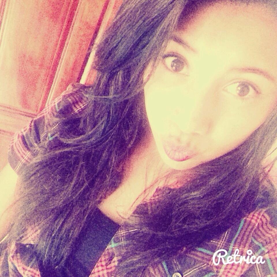 siiempre nos keremos rendiir a mitad del camino,,..pero lo k no sabemos kiien nos espera asta el finaal  tkm mi gordO **E**
