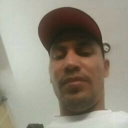 yimmy886's profile picture. 