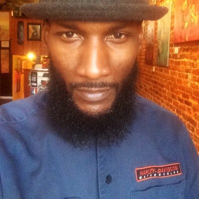 ImChrisCarter's profile picture. DoN't gO BroKe TrYinG tO LoOk RiCh....
ACT yOuR  WaGe!
oH yEaH!....Im FrOm CARSON!