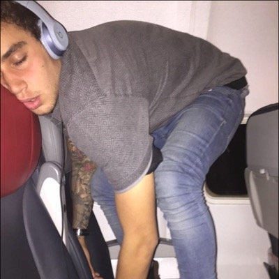 I just gave you a free follow DONT FOLLOW THIS ACC follow @janoskiansjaz and she will follow you back thankyou!!!