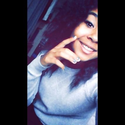 SoniaBorderan's profile picture. Quitter sa femme pour une kahba, ça pue sa mère.