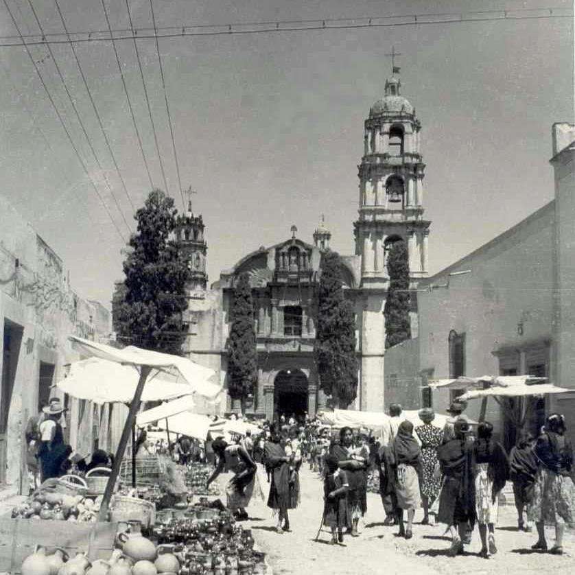 Originaria de San Miguel de Allende, Gto. Amo mi vida y a mi hermosa hija. Ideología Politica:(PRI). Juntos podemos cambiar algo para nuestro bien común.