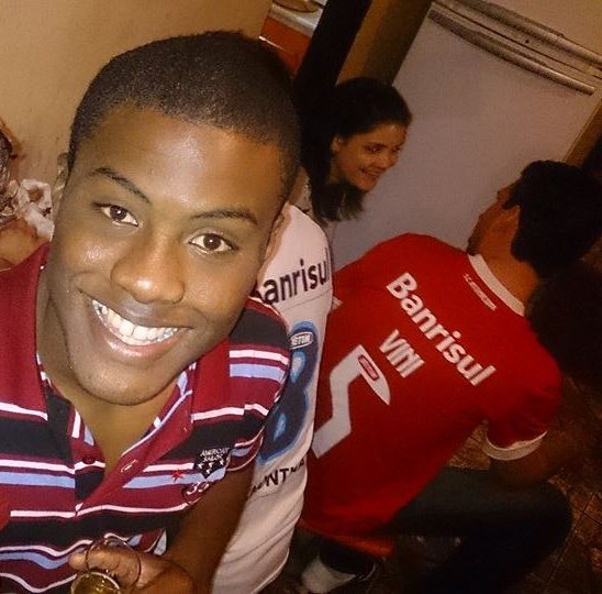 Quanto mais alto é o sonho, mais dolorososa é a queda..