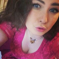 I love @darraghHutch11 so much too shy to tell him someone help :/ .. Also follow him so he'll like me for getting him follows! add me on snapchat avasullivanxx