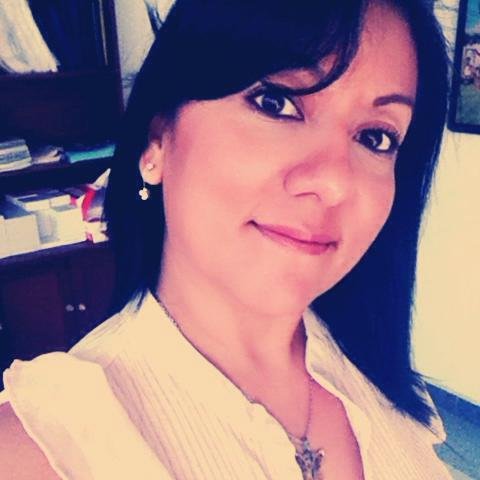 AndiColores's profile picture. SOY MUY FELIZ CON LO QUE TENGO, PERO NO SOY CONFORMISTA, SIEMPRE VOY POR MAS :D