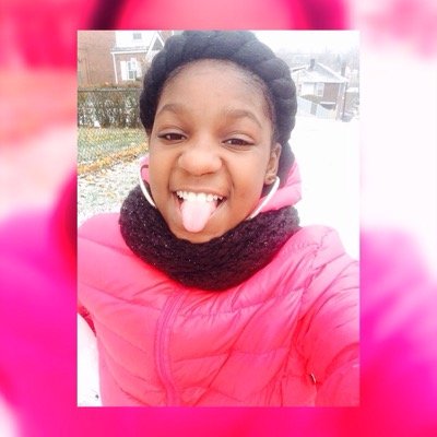 Hey Twitter Go Follow Me on ig __queen___d Go Add Me On Fb As Deonnaharrison Yass The Queen D Is Here ☺️ #Hannnnnn