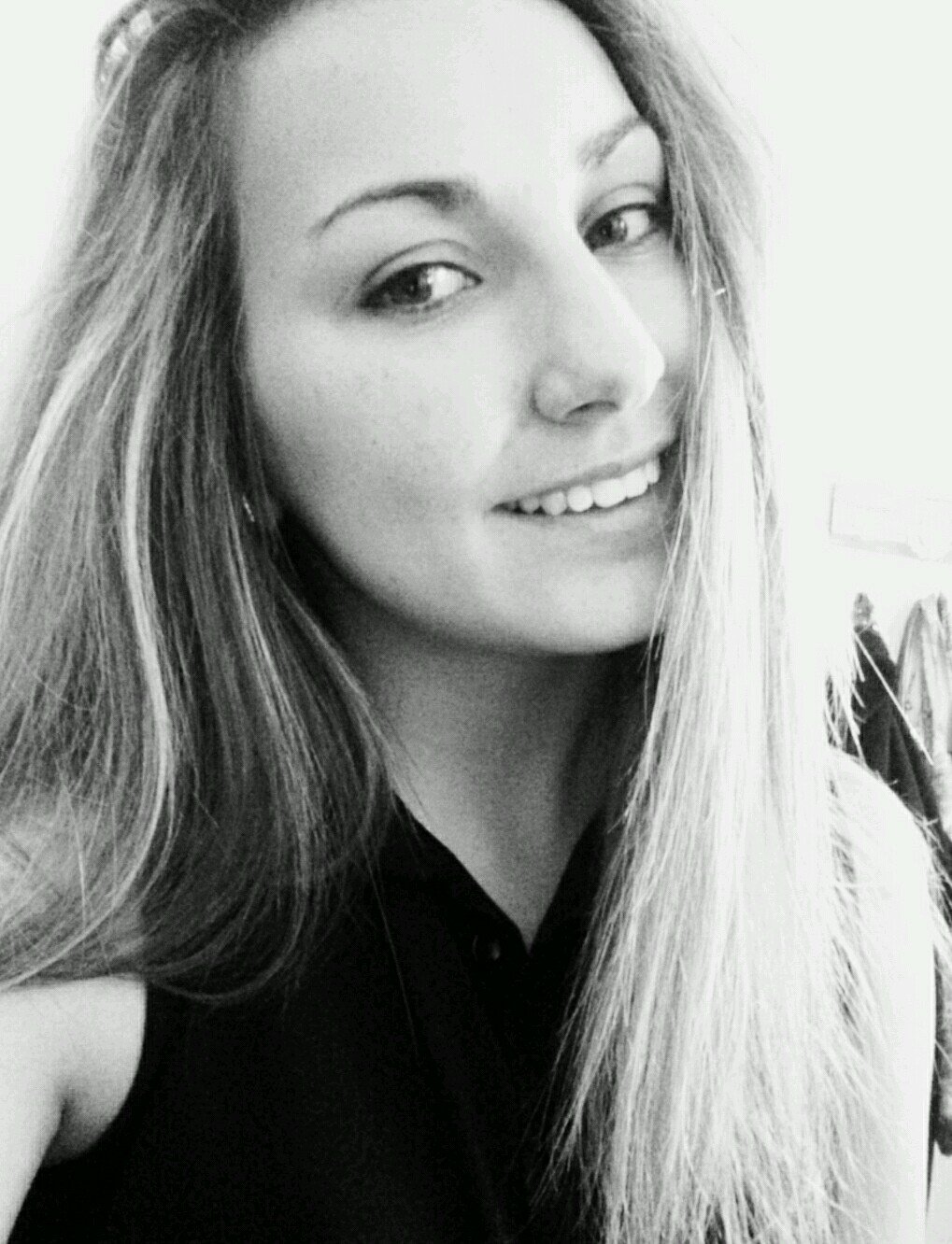 I have loved the stars too fondly to be fearful of the night♡