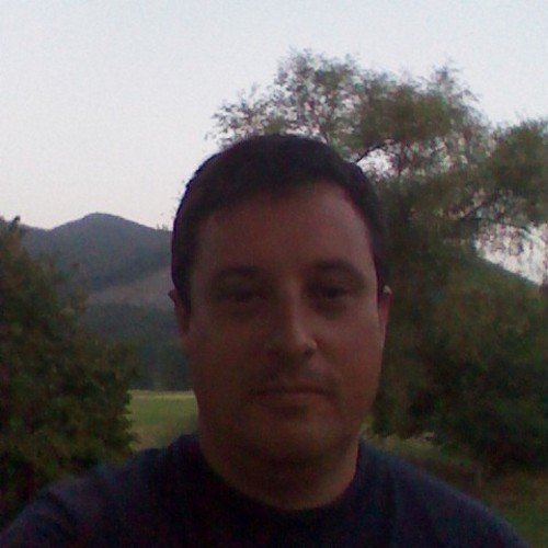 Ingeniero de Minas, siempre en movimiento, y sobre todo padre, padre, padre, padre y padre