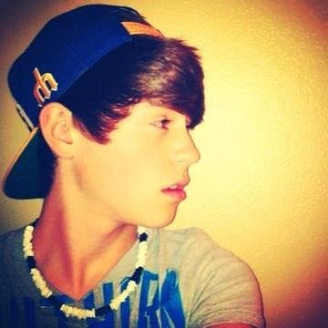 Feiten en gevoelens / Ik ben goed in je timeline vermaken / Respect naar me volgers ❤  / YouTube zelfpromote = block /