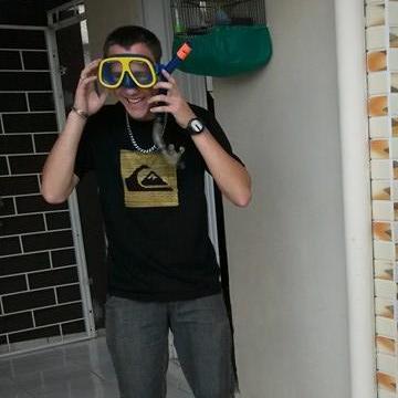 é .