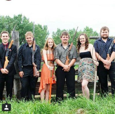 DahlmanDarah's profile picture. •stay positive•