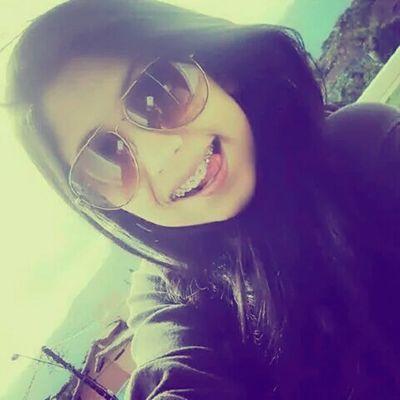 17 anos
whatsapp: 41 95895487                                                                           face: luana vieira