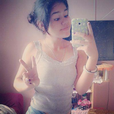 uma menina simples e Hulmide ,