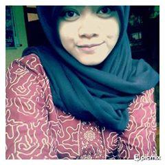 Alumnus SMKN 1 Banjar || MULTIMEDIA ||Mahasiswi Broadcast BSI Cengkareng 2014 || ♥ 42.1A.25 || 8 September 1995