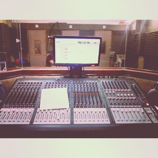 APStudioVzla's profile picture. Estudio De Grabación, Sala De Ensayo Fabricación de CDs, Afiches y mas.  APStudioVzla@hotmail.com