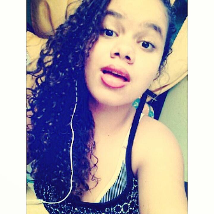 As Pessoas Criticam Pq Criticar e Mais Fácil Do q Fazer Melhor..   SDV ;)
...@ClubeFollowBack 3 #TeamFollowBack.