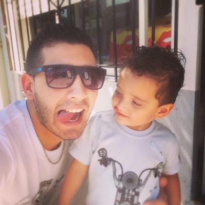 La felicidad es la clave del exito! . -Instagram: