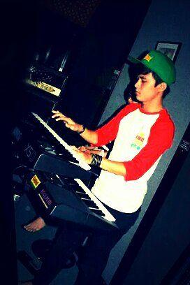 Aconk_lodskeyRI's profile picture. Jakarta || Marhaenisme || Reggaeto || Tiara ♥ :* || Islam || Soul Rebel