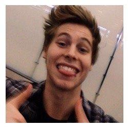Luke will follow u soon! He loves you a lot✨ Please never give up, he'll follow u one day, promise♡