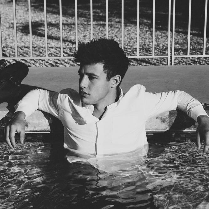 give me a smile? 3  #LoveCamDallas #SmileCam
a smile can change a life .... 
do not forget to smile #SmileCam  love @camerondallas
instagram Nata_Give_Smile