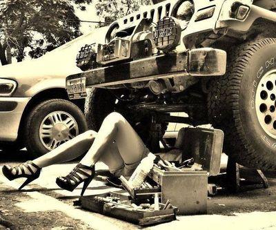 JeepinQueen's profile picture. If she's a Jeeper, she's a keeper. ♡