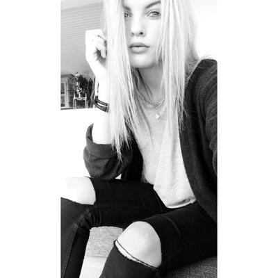 CecilieJessen's profile picture. Follow me and i follow you back! ;-)