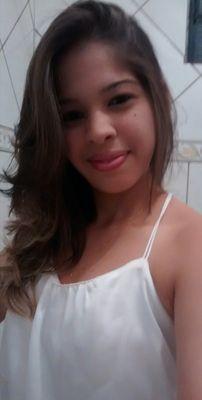 Já chorei até pegar no sono, mas também já fui dormir tão feliz, a ponto de nem conseguir fechar os olhos.