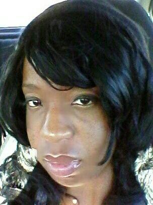 26yearsold #AfricanQueen  #Successfulwoman #Collegegraduate #Godfirst