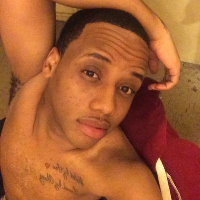 • NOT UR TYPICAL GAY BLACK MALE.... IM MORE THEN WHAT MEETS THE EYE• TO KNOW ME IS TO LOVE ME BABY......