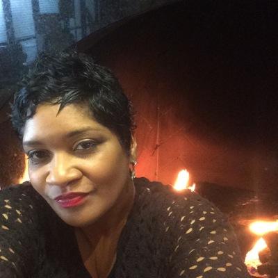 sewcr8tiv's profile picture. 