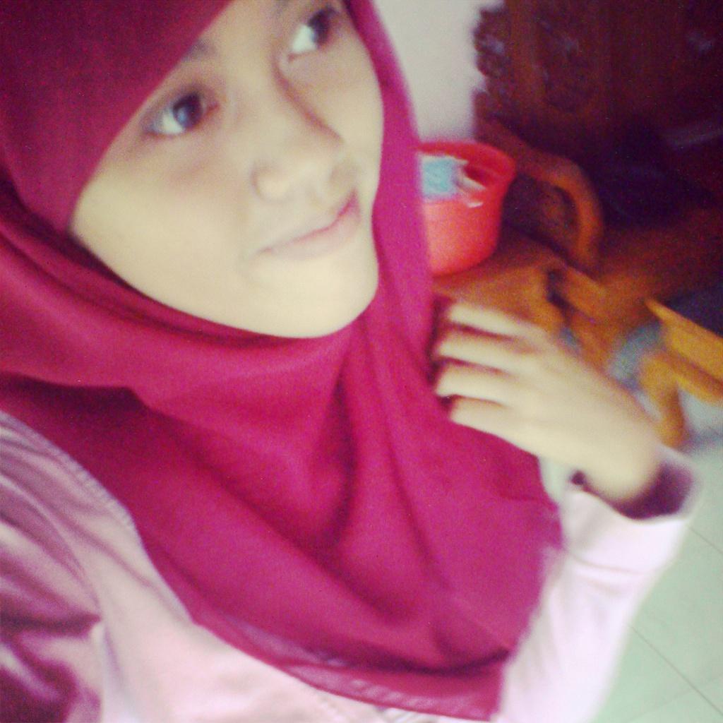 ♥ I know that I'm just dreamer girl who between reality and fantasy ♥