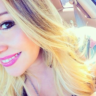 lacey_renfro's profile picture. 