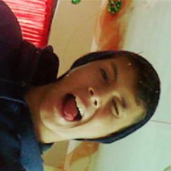 AyqMeDicenMigue's profile picture. Cuando una persona te dedica su tiempo, te esta regalando lo único que no recuperará nunca.