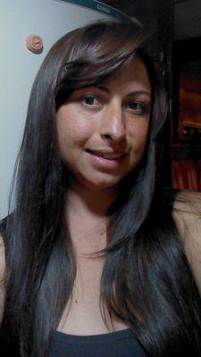 Circence,mãe de bebês de patas,amante da natureza,pouco chata que gosta de fazer amizades!!