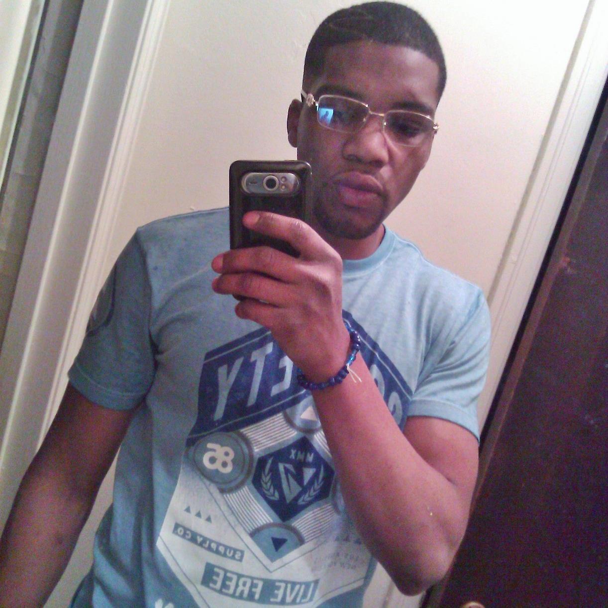 Lo_vere5's profile picture. 