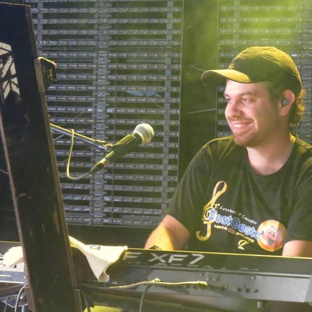 Eduanisantos's profile picture. Músico Profissional - Tecladista