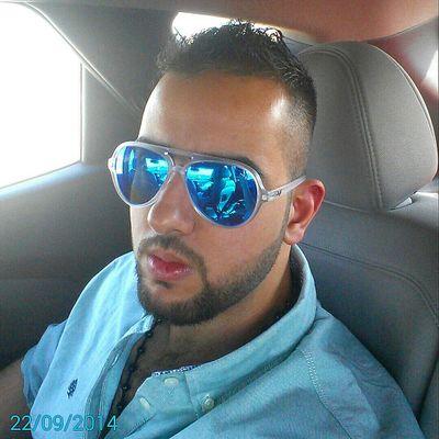 ‏كاتب موهوب ، أعشق التمثيل ، اتطلع للنجومية ♡ ~  instagram : Mhferas1