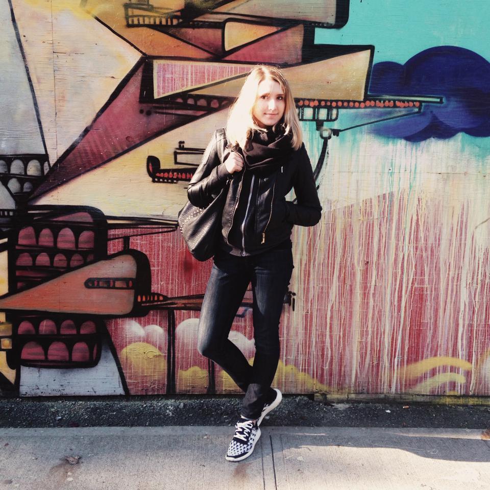 olganotes's profile picture. Live according to your legend.