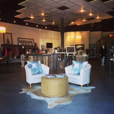 Comtemporary High-End Women's Apparel