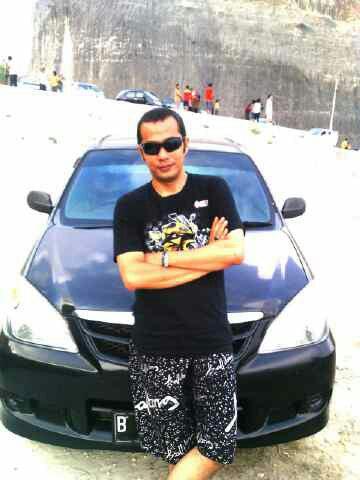 GdeIchwan's profile picture. 