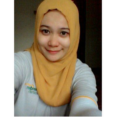 SMPN 1 Kediri'04 | SMADA Kediri'07 | Teknologi Industri Pertanian UB'10 | Duta FTP 2012 | ex. Bendahara Umum HIMATITAN 2013 |♥ @saka_zico
