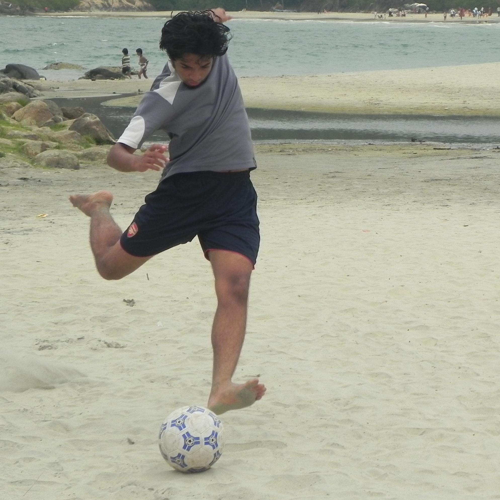 Lover of slick, quick, rhythmic football. COYG