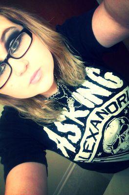 im 16 and I love my friends and music  #deathstars #motionlessinwhite  #RIPKaitre #botdf