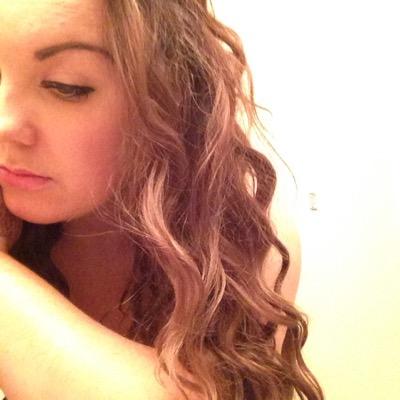 alannamcmillan's profile picture. 