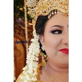 hemaaa's profile picture. segala sesuatu yang dimulai dengan rasa marah akan berakhir dengan rasa malu .