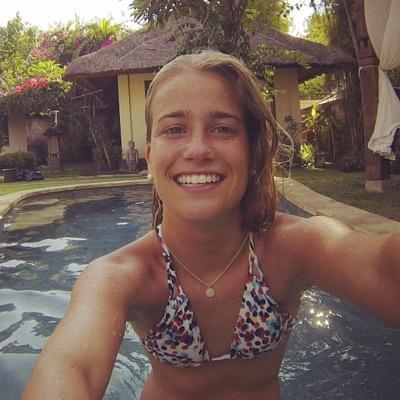 lucyhest's profile picture. 