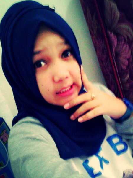 shopa18's profile picture. 