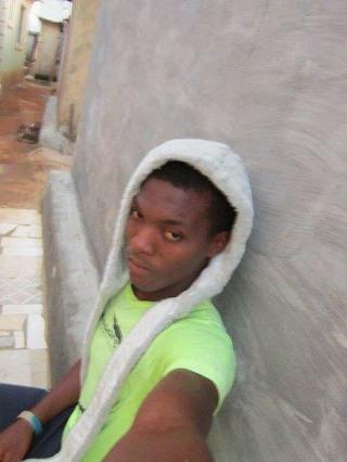 AAkority's profile picture. I need someone to love