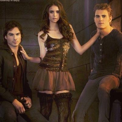 I love ian nina candice kat & paul & the rest of the cast i love vampire diaries i LUV Delena! ❤️